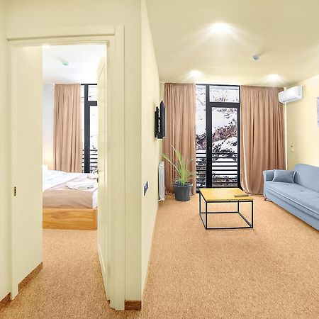 Lalo Hotel אבסטומני מראה חיצוני תמונה