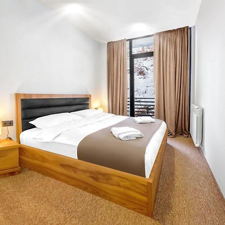 Lalo Hotel אבסטומני מראה חיצוני תמונה