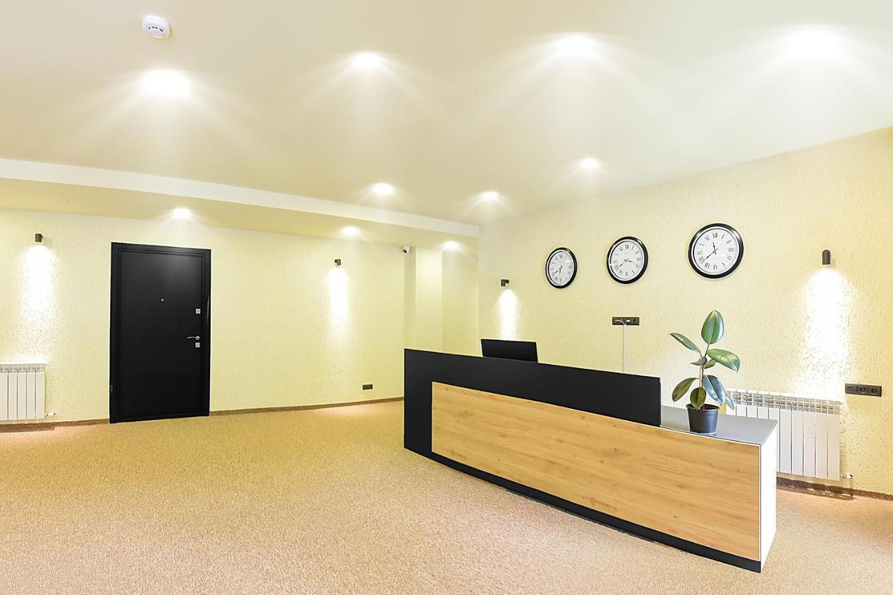 Lalo Hotel אבסטומני מראה חיצוני תמונה