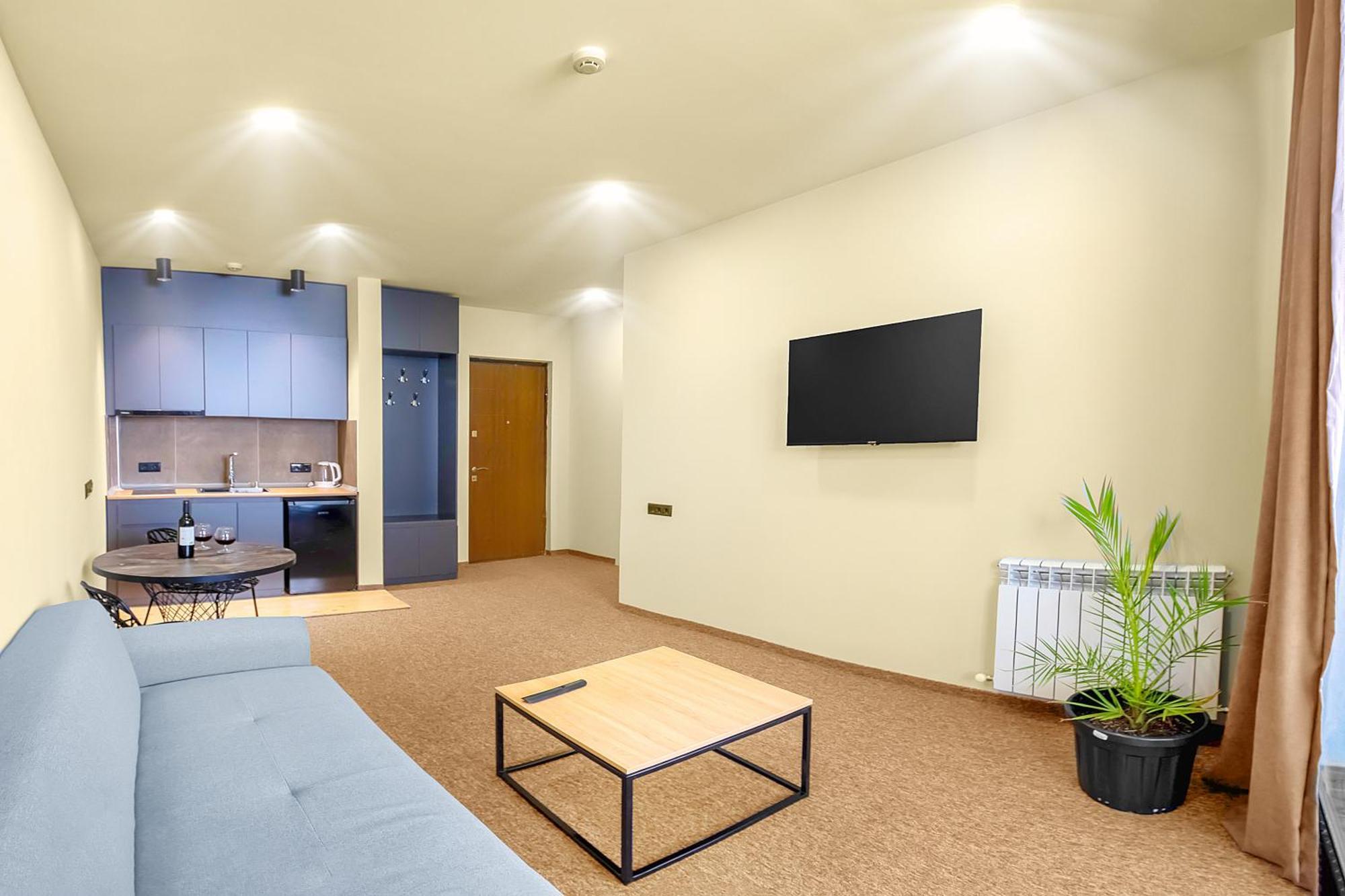 Lalo Hotel אבסטומני מראה חיצוני תמונה