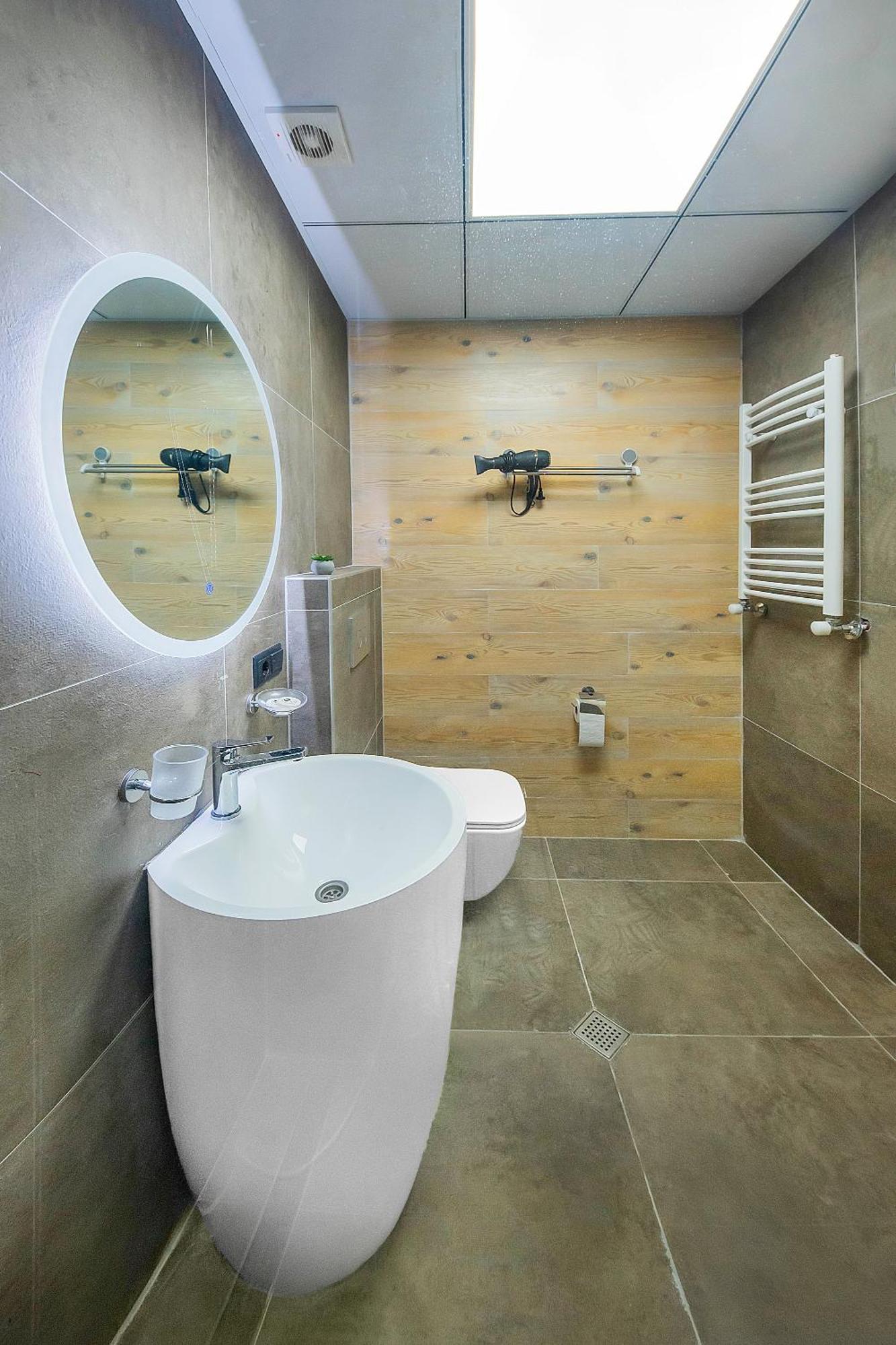 Lalo Hotel אבסטומני מראה חיצוני תמונה